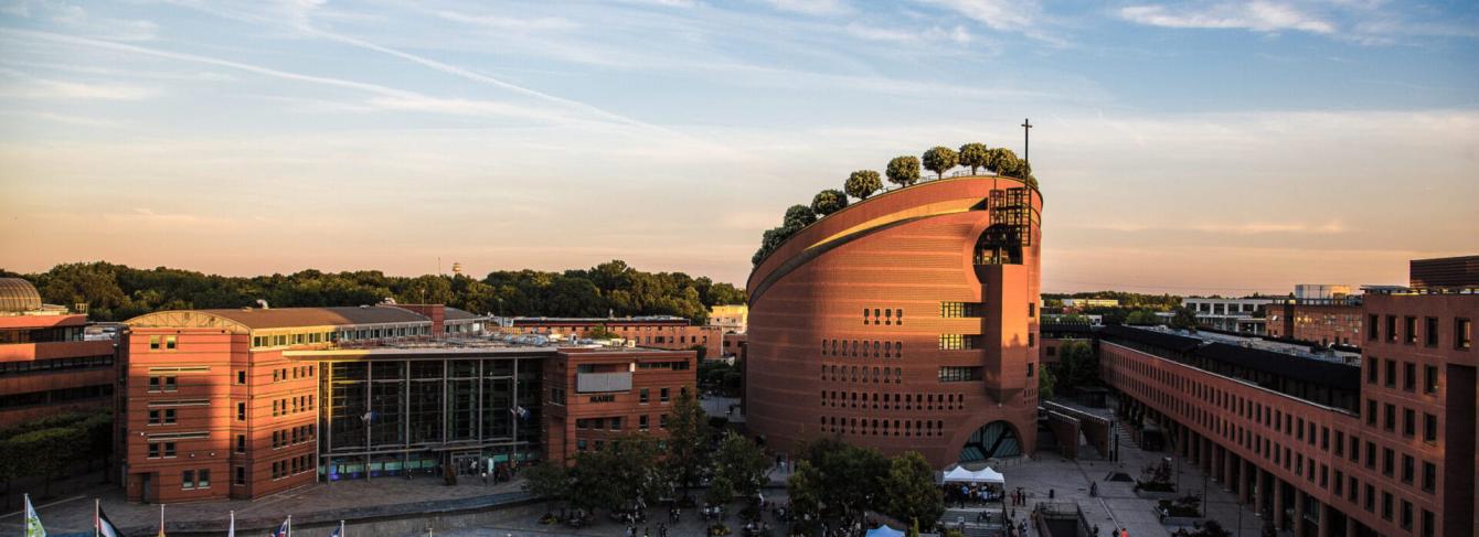 Place des Droits de l'Homme et du citoyen d'Evry 